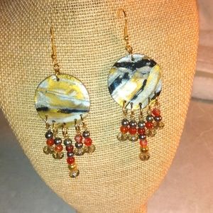 Handmade clay earrings E124